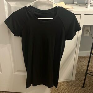 Lululemon Swiftly Tech Hip Length Short Sleeve